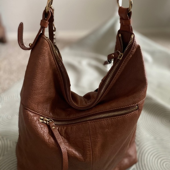 GUC Isaac Mizrahi Leather Hobo - Picture 6 of 12